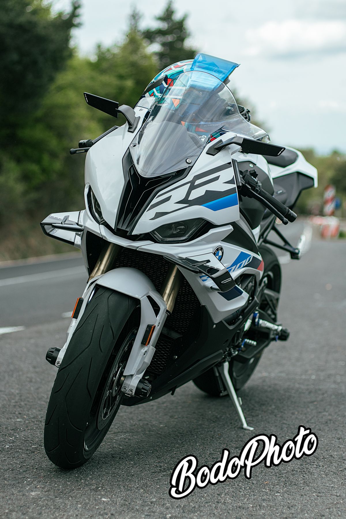 Download Photo (No Watermark)