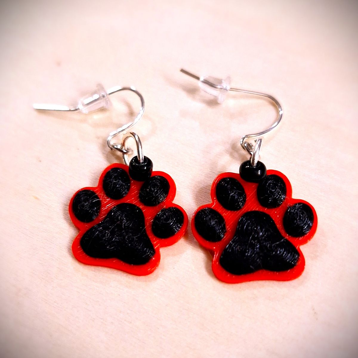 Paw Earrings (RED/BLACK)