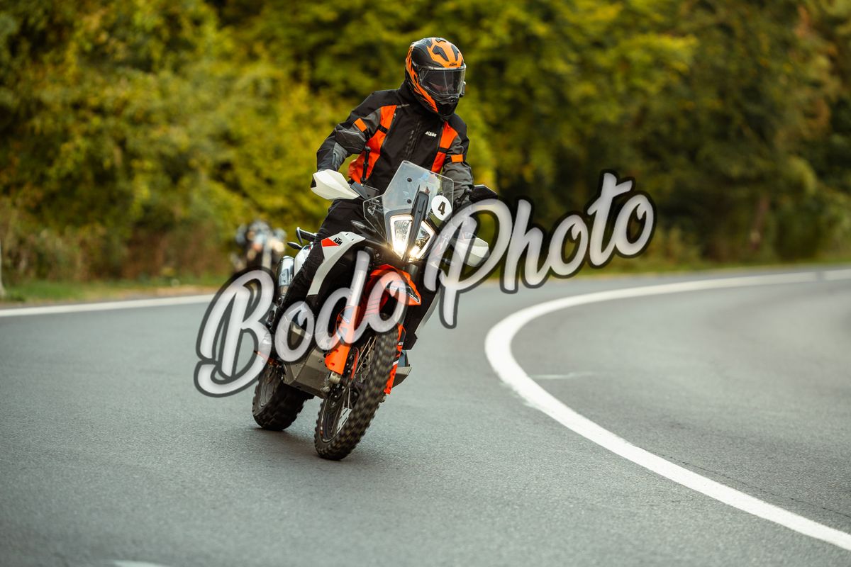 Download Photo ( 3 Octombrie )