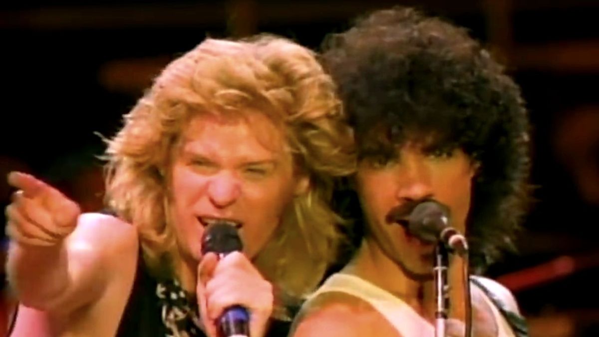 Hall And Oates - Sara Smile