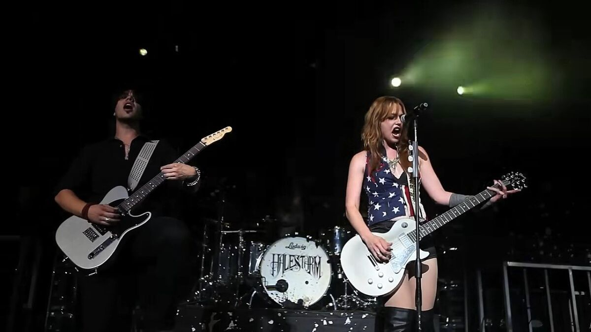 Halestorm - Freak Like Me