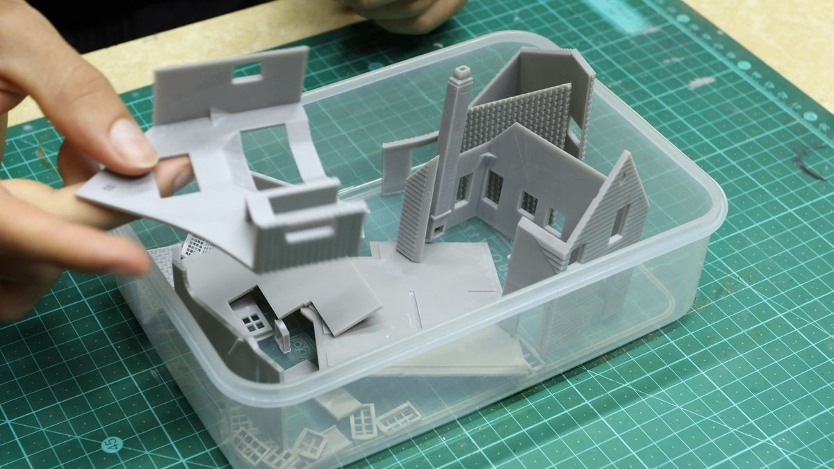 HO Scale European Suburban Home No. 1