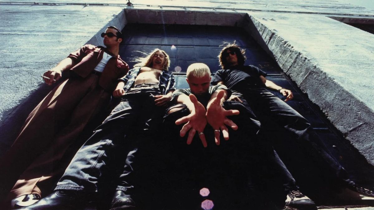 Stone Temple Pilots - Wicked Garden (VER 2)