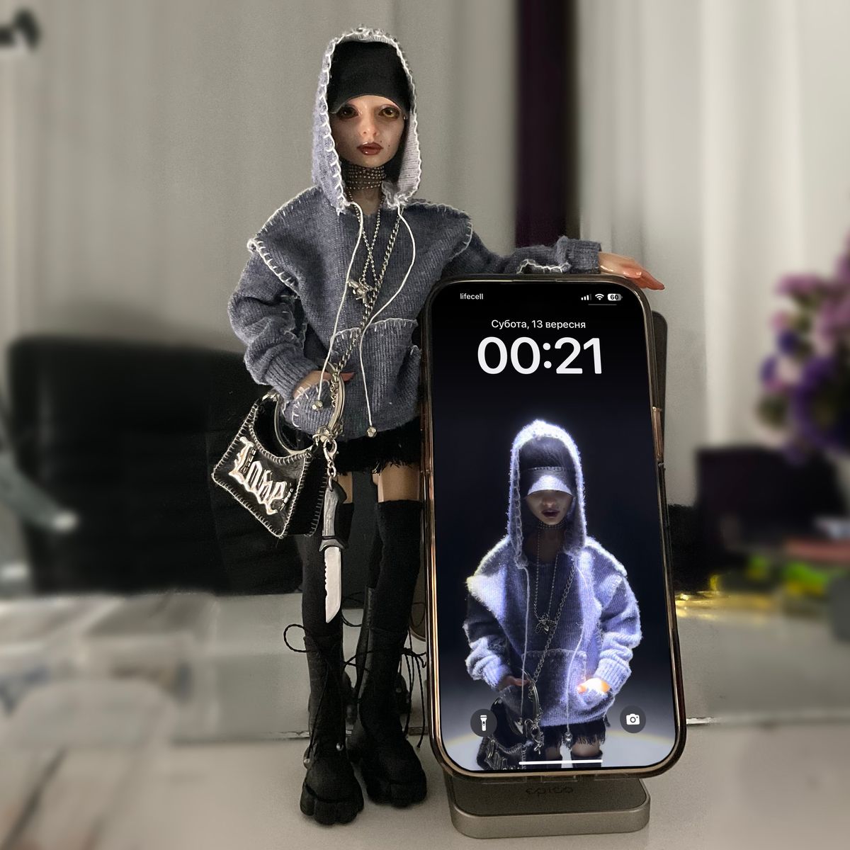 The picture of Her