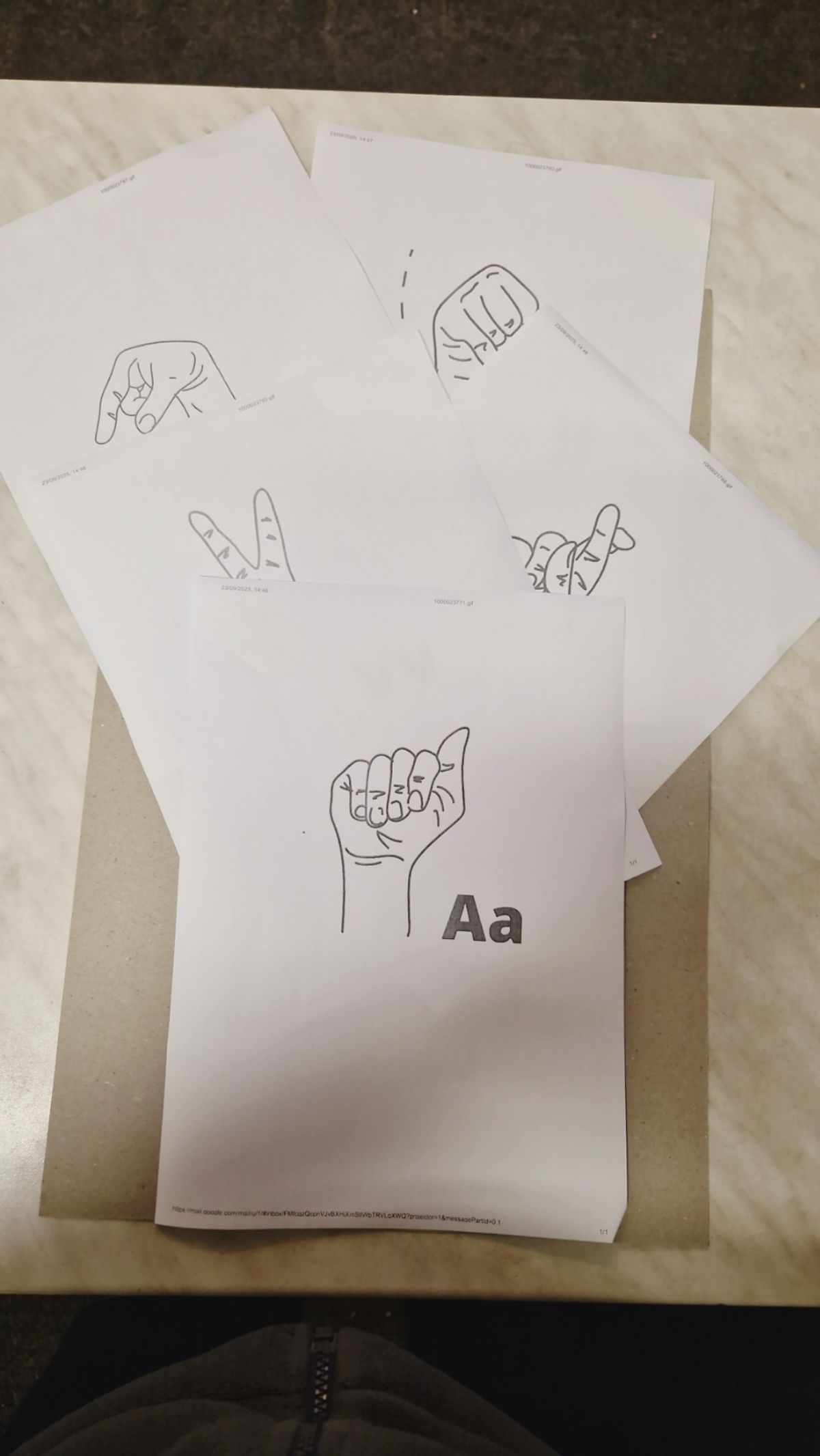 Free sign language coloring pages
