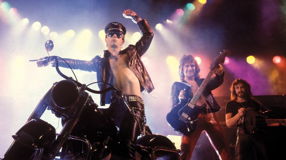 Judas Priest - Metal Gods (Live)