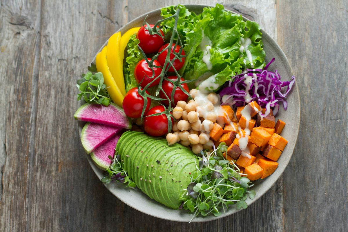 Nutrition Fundamentals: Cutting Through the Noise For a Healthier Life