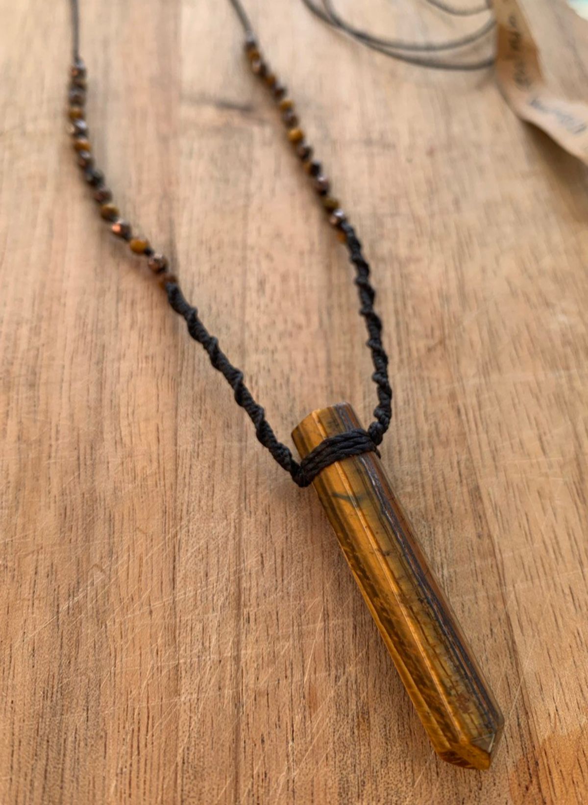 Soulmade Unique Macramé Tiger Eye Necklace