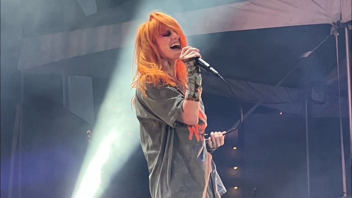 Paramore - All I Wanted