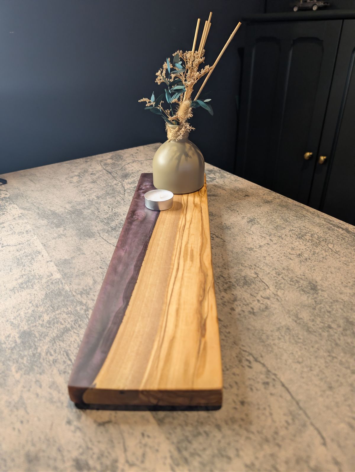 Slimline | Olive Board | Colour-Changing Resin Board