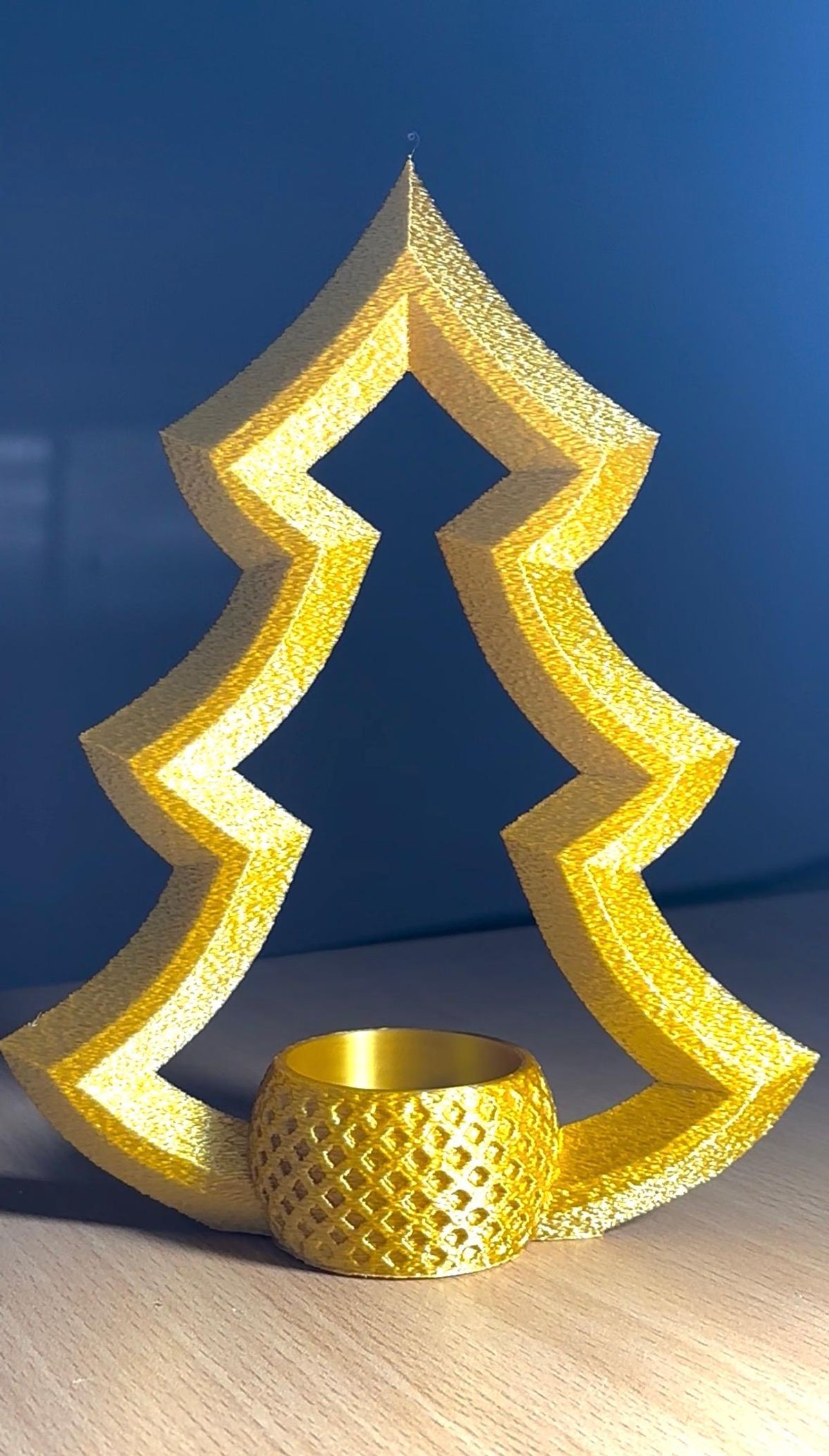 Alberello dorato con candelina led compresa