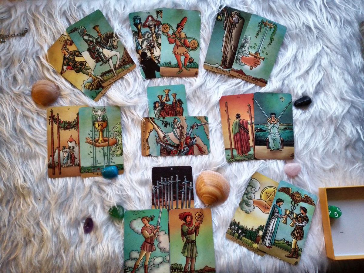 TAROT 🌕 3) COMPLETE Tarot Card Reading