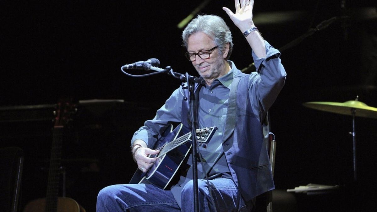 Eric Clapton - Running On Faith (Acoustic)