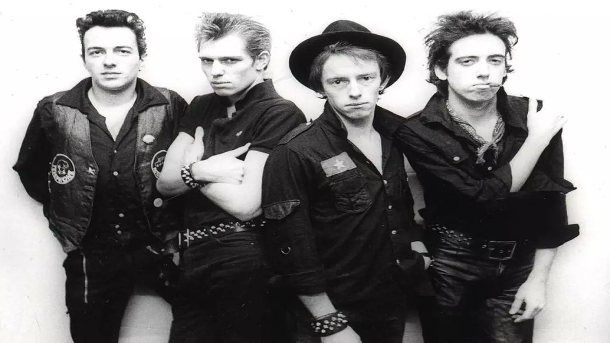The Clash - The Card Cheat