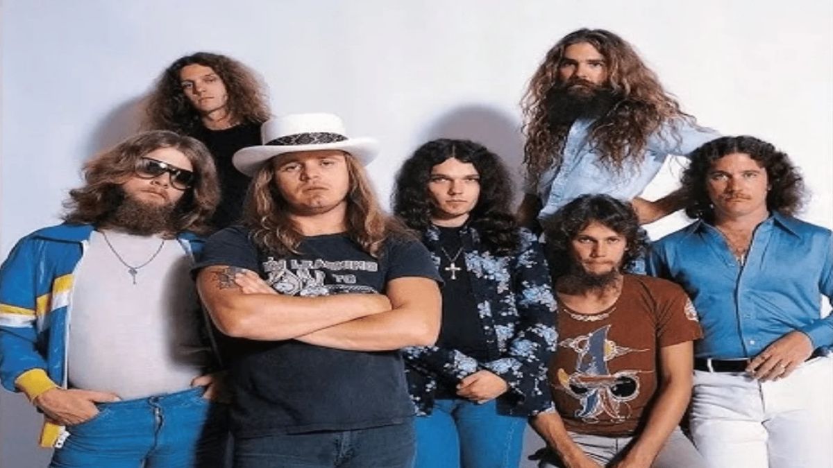 Lynyrd Skynyrd - Call Me The Breeze