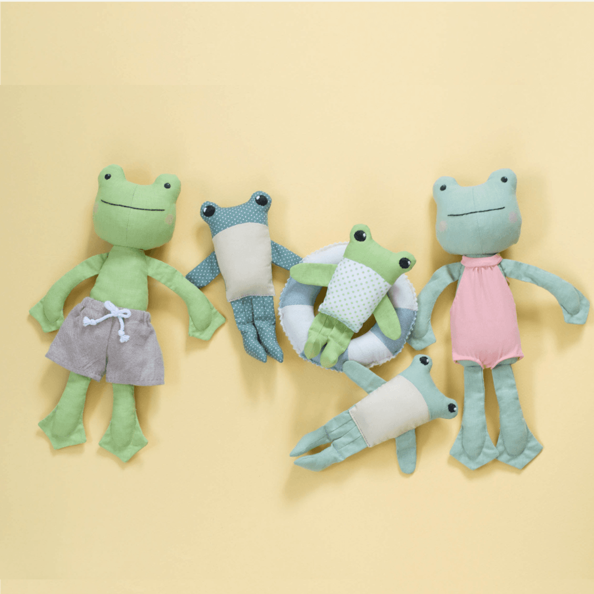 Mini Swim Ring for Dolls & Toys (Free Sewing Pattern PDF)