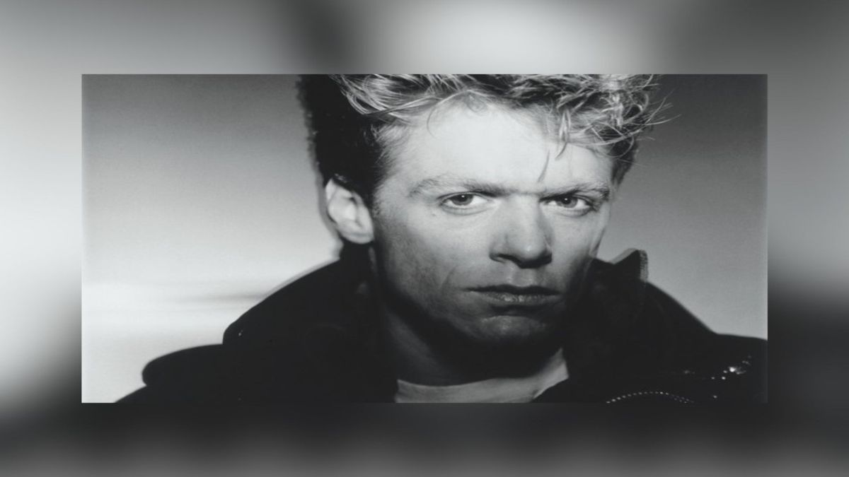 Bryan Adams - Run to You