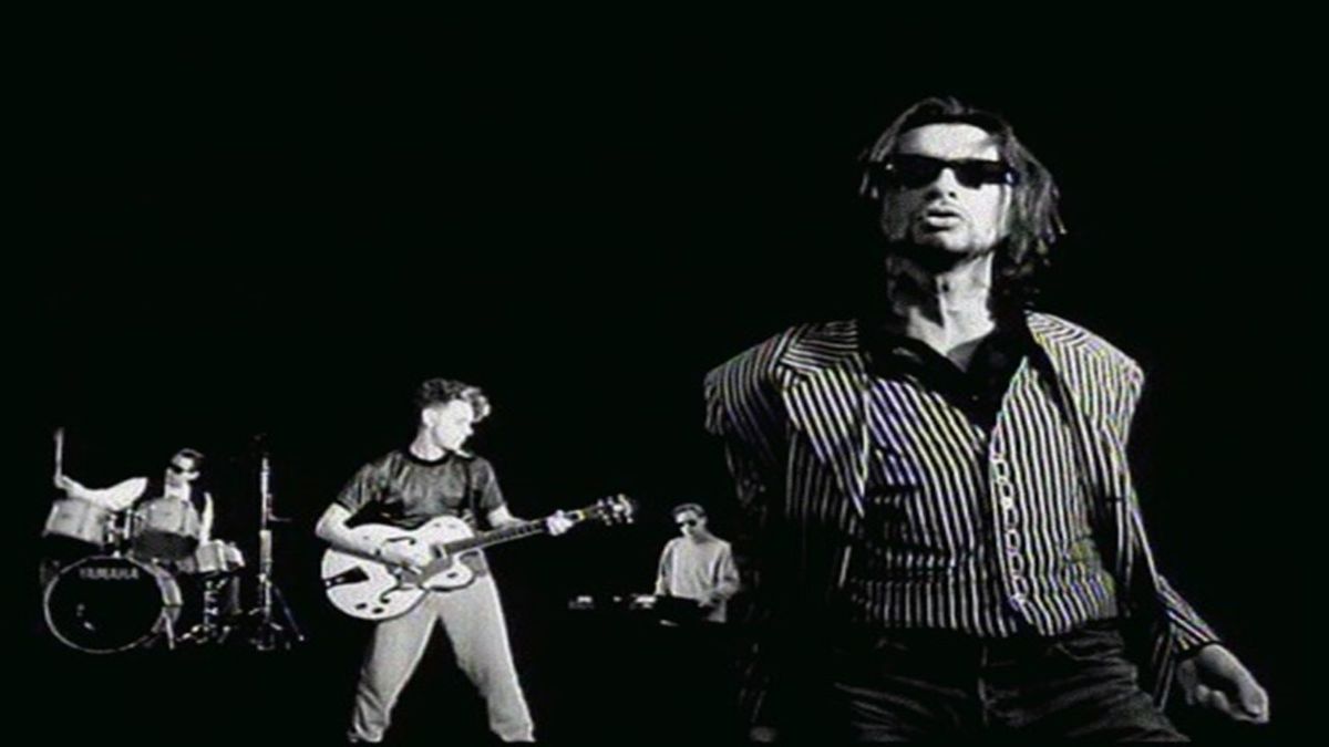 Depeche Mode - I Feel You (Single)