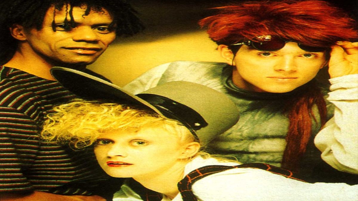 Thompson Twins - Hold Me Now