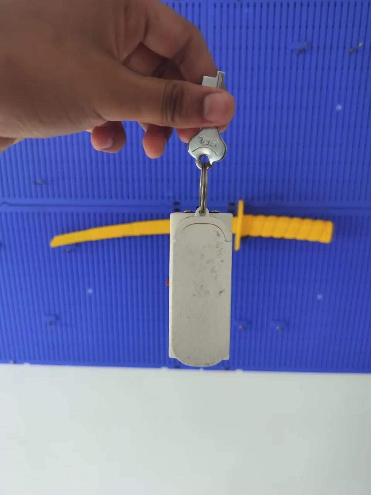 PocketPill — a Pocket-Size Smart Pillbox