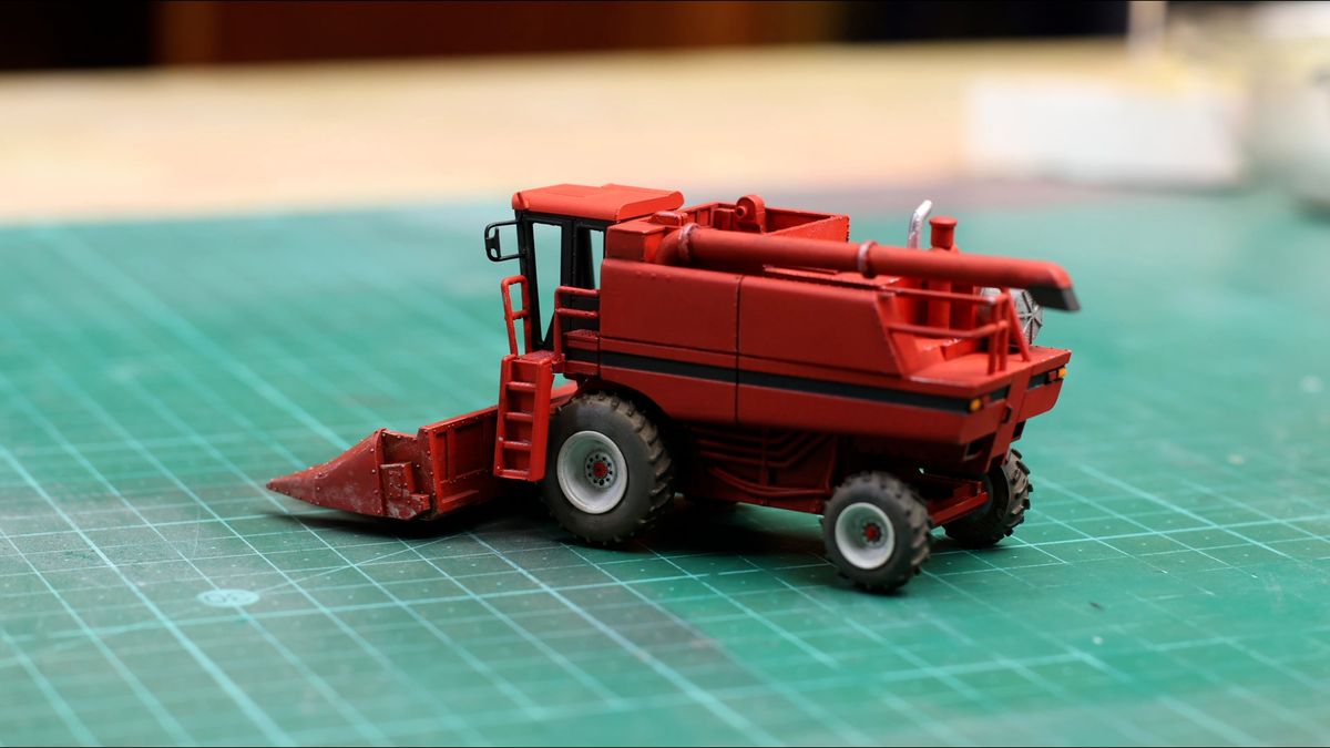 CASE IH 1660 Axial-Flow - 3D Printable Combine Harvester by Gerben’s Designs