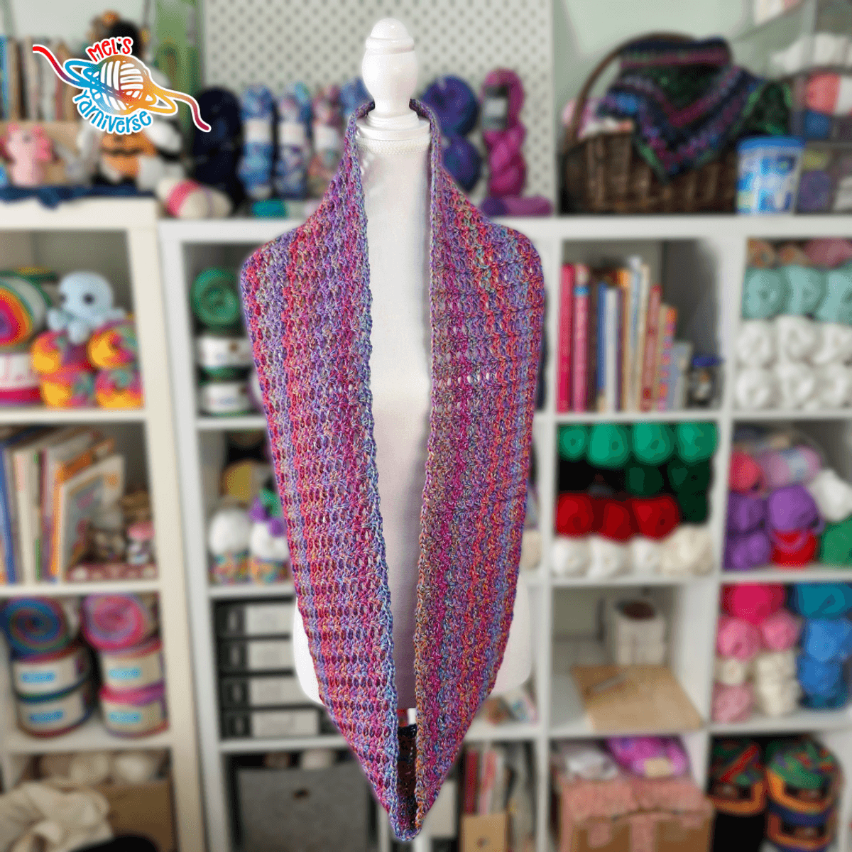 Easy Iris Stitch Infinity Scarf - digital crochet pattern only!