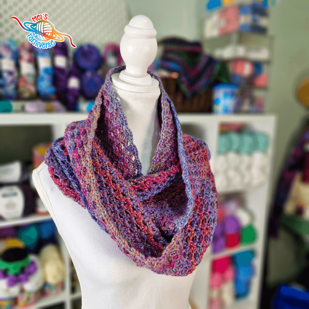 Easy Iris Stitch Infinity Scarf - digital crochet pattern only!