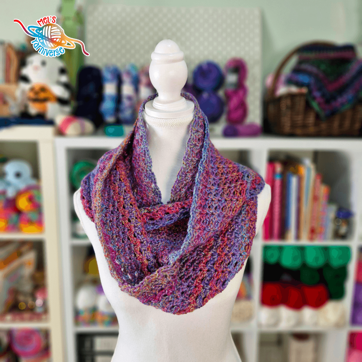 Easy Iris Stitch Infinity Scarf - digital crochet pattern only!