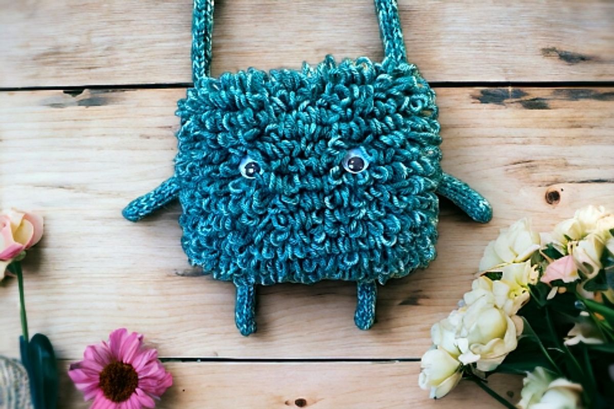 Way Cool Knitted Monster Purse – FREE Knitting Pattern
